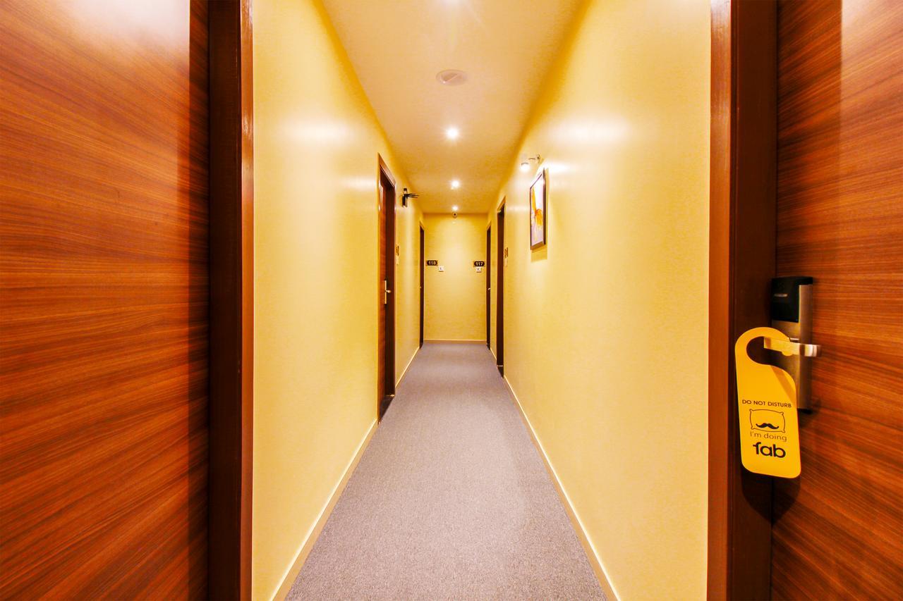 Hygenic Hotel Lotus Grand Andheri Bombaj Zewnętrze zdjęcie