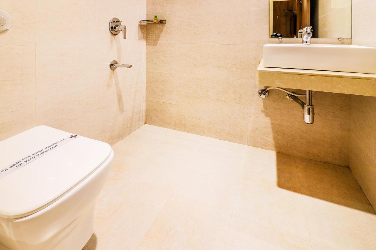 Hygenic Hotel Lotus Grand Andheri Bombaj Zewnętrze zdjęcie