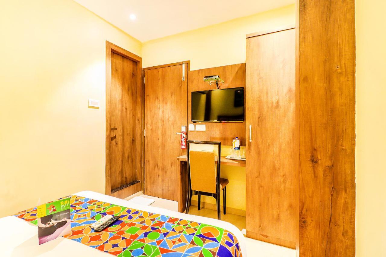 Hygenic Hotel Lotus Grand Andheri Bombaj Zewnętrze zdjęcie