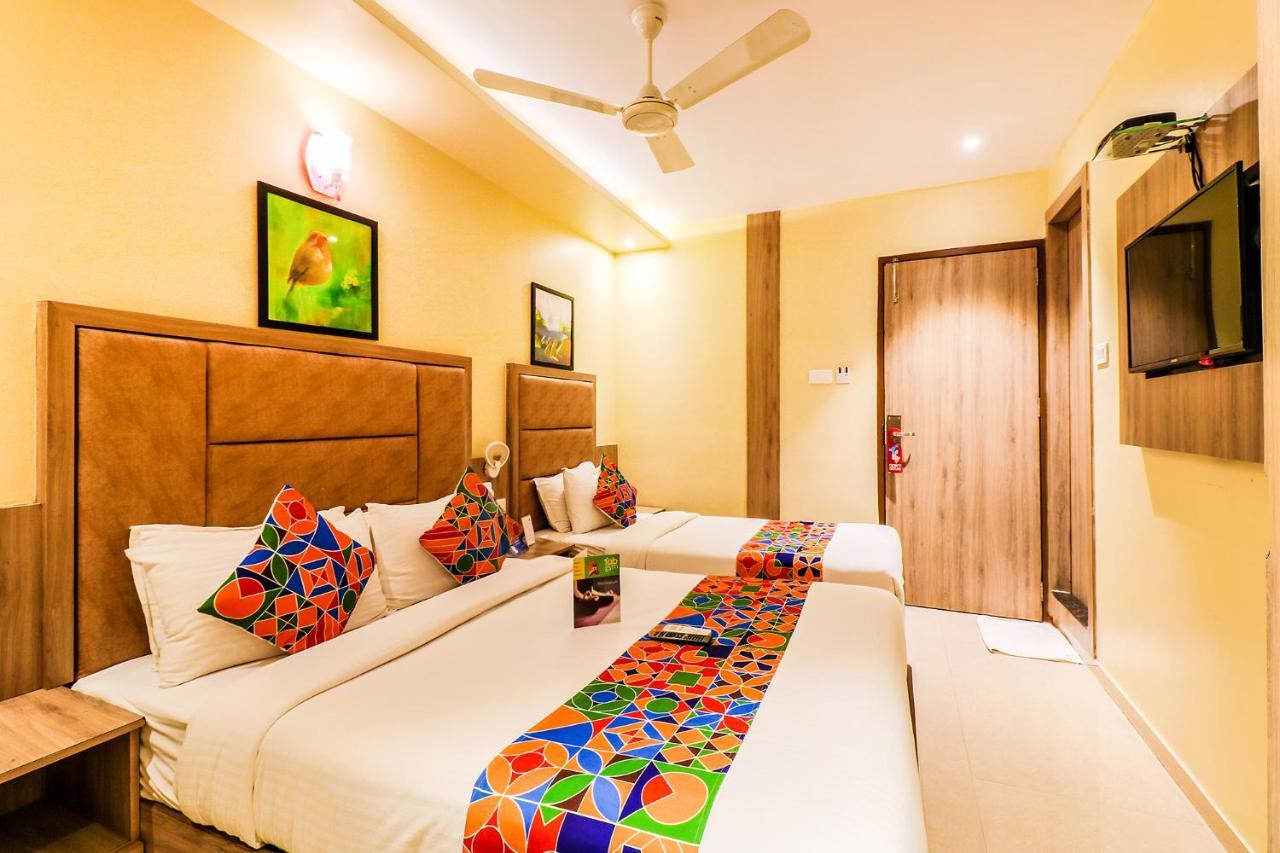 Hygenic Hotel Lotus Grand Andheri Bombaj Zewnętrze zdjęcie