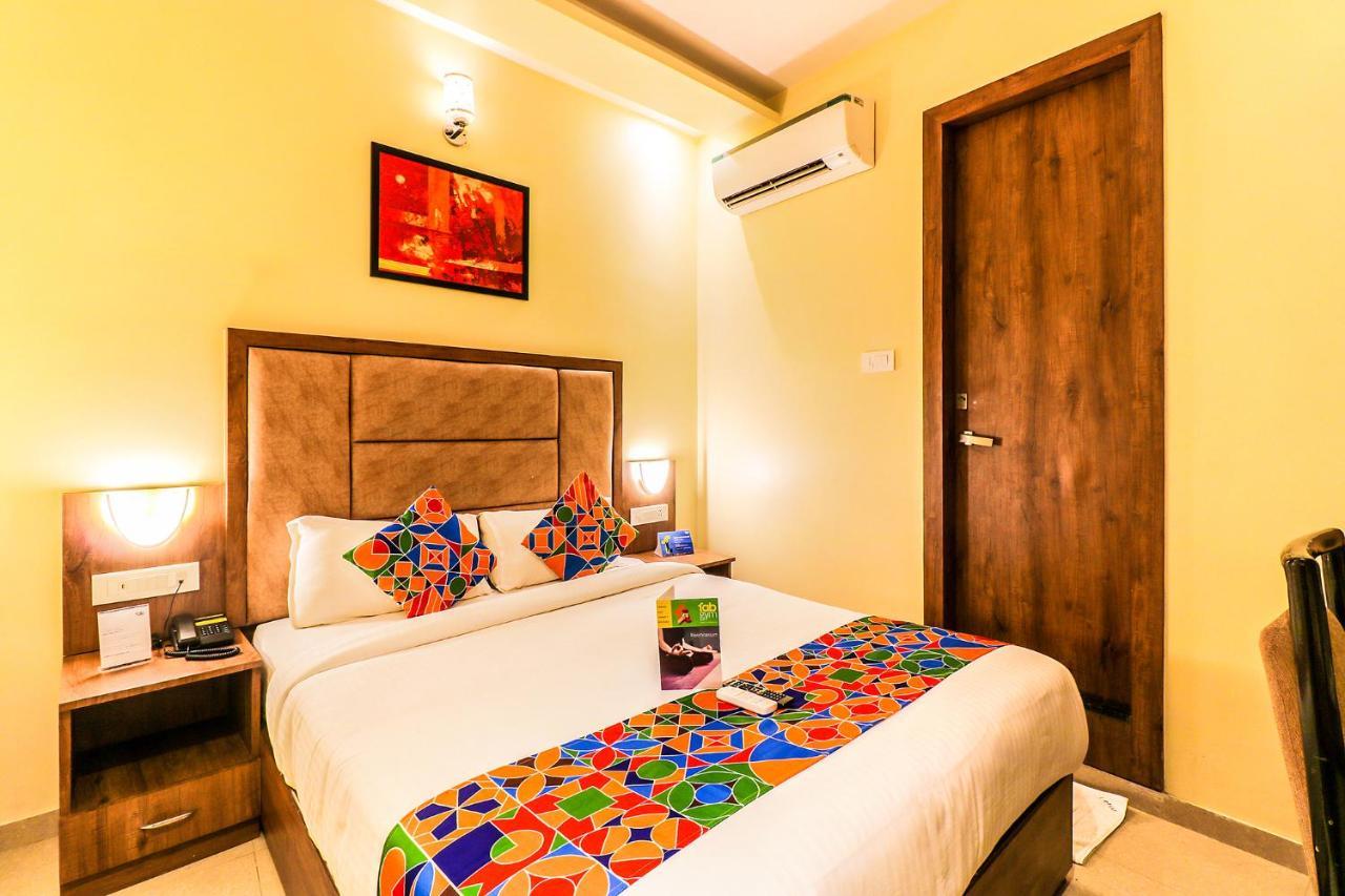 Hygenic Hotel Lotus Grand Andheri Bombaj Zewnętrze zdjęcie