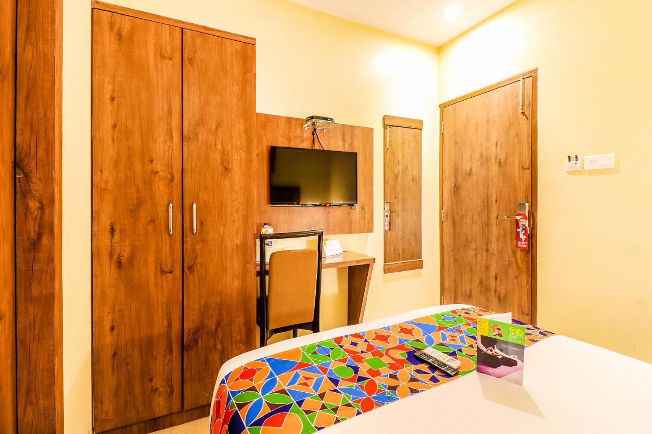 Hygenic Hotel Lotus Grand Andheri Bombaj Zewnętrze zdjęcie
